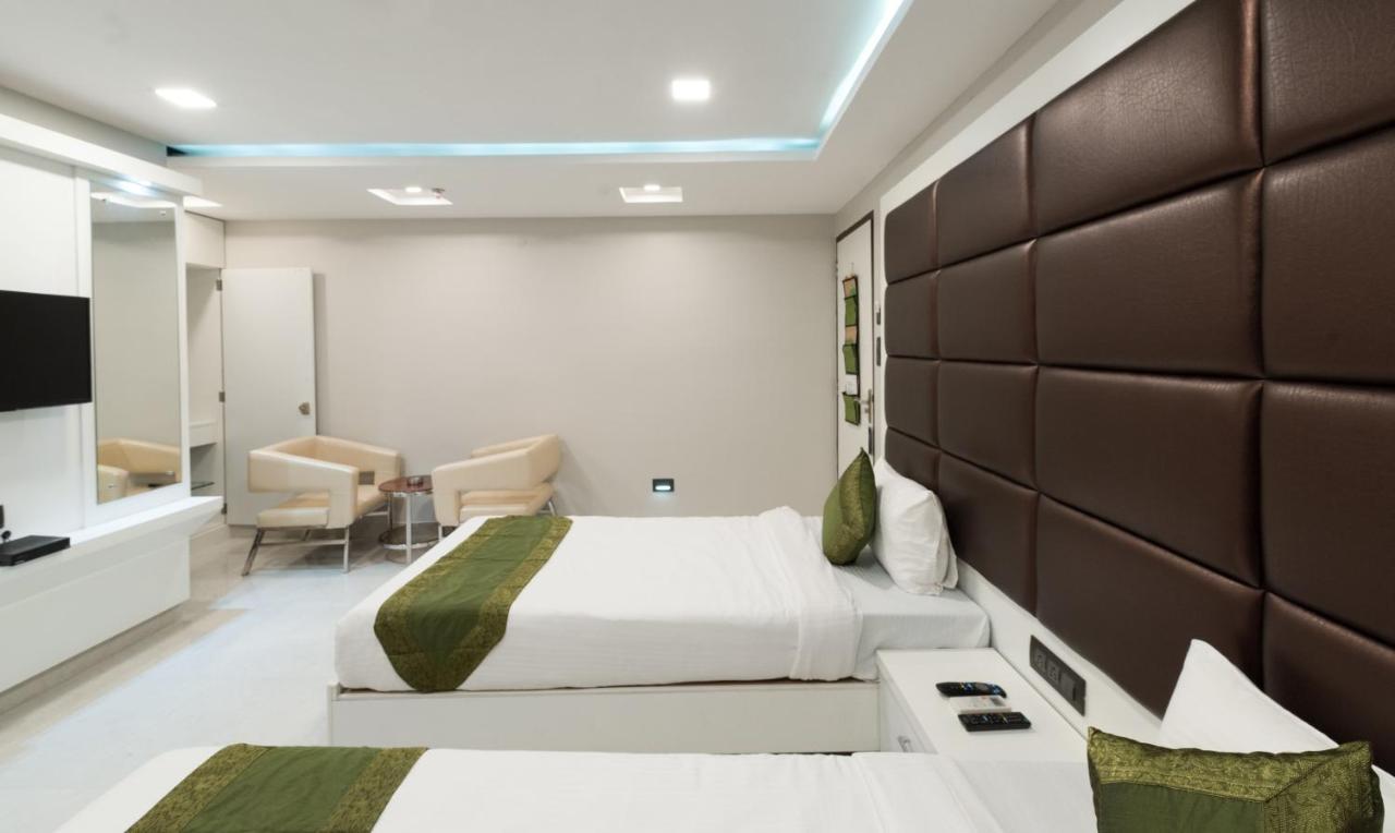 Treebo Trend Glorious Rim Rocks Palace Calcutta Extérieur photo