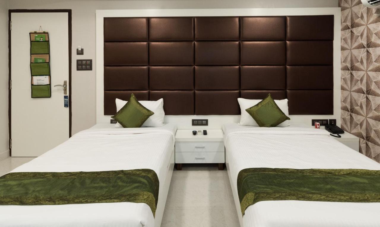 Treebo Trend Glorious Rim Rocks Palace Calcutta Extérieur photo